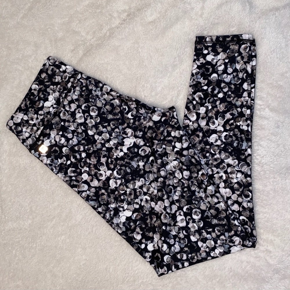 Fabletics patterned high-waisted leggings
